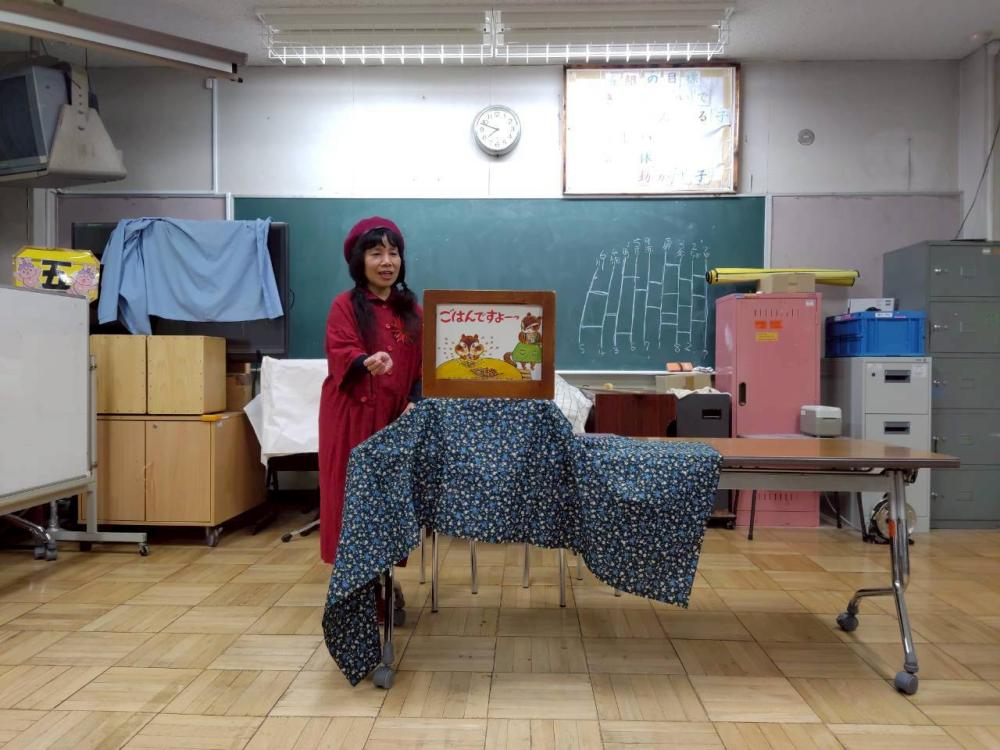 LINE_ALBUM_20251112カバさん紙芝居の会例会_251117_5