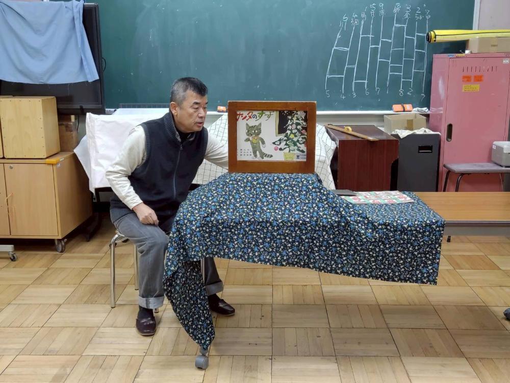 LINE_ALBUM_20251112カバさん紙芝居の会例会_251117_8