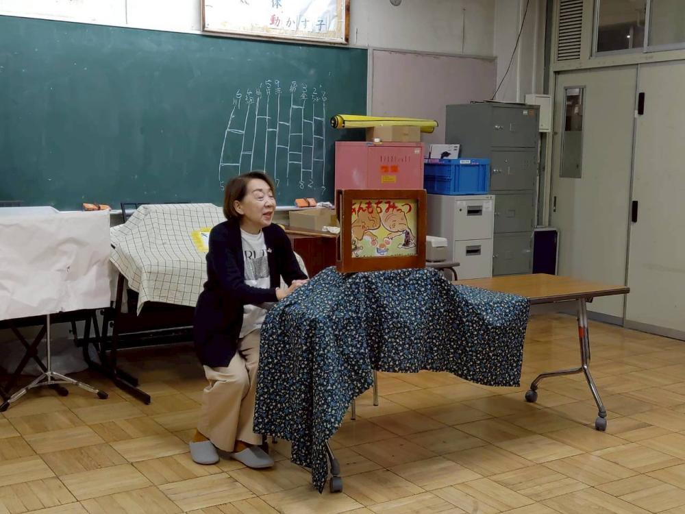 LINE_ALBUM_20251112カバさん紙芝居の会例会_251117_6