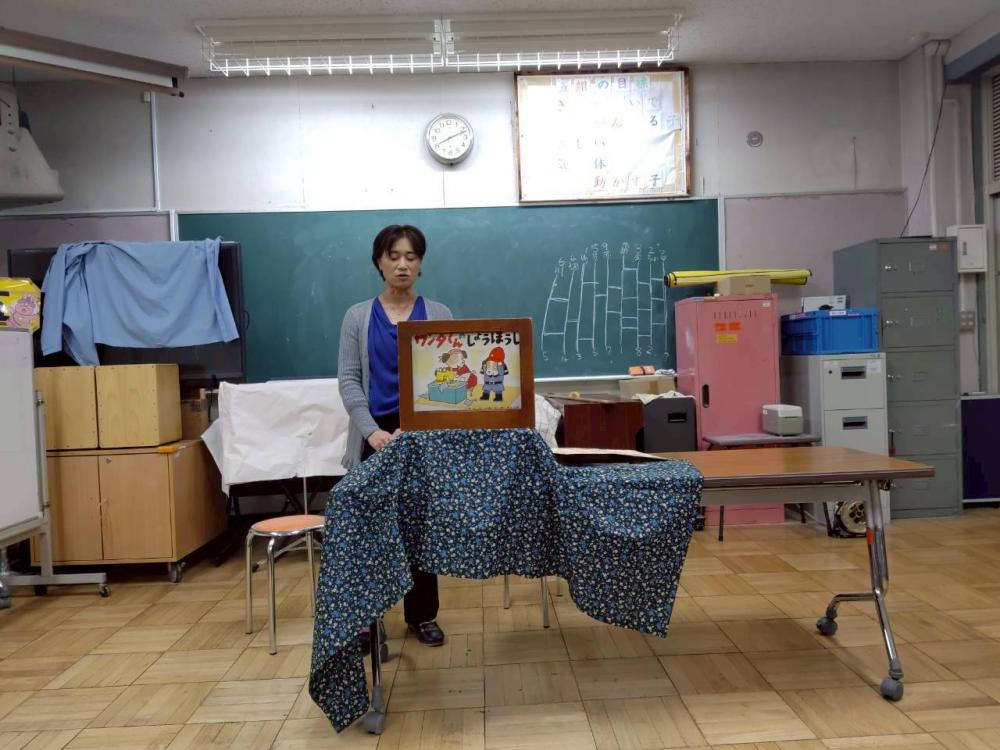 LINE_ALBUM_20251112カバさん紙芝居の会例会_251117_2