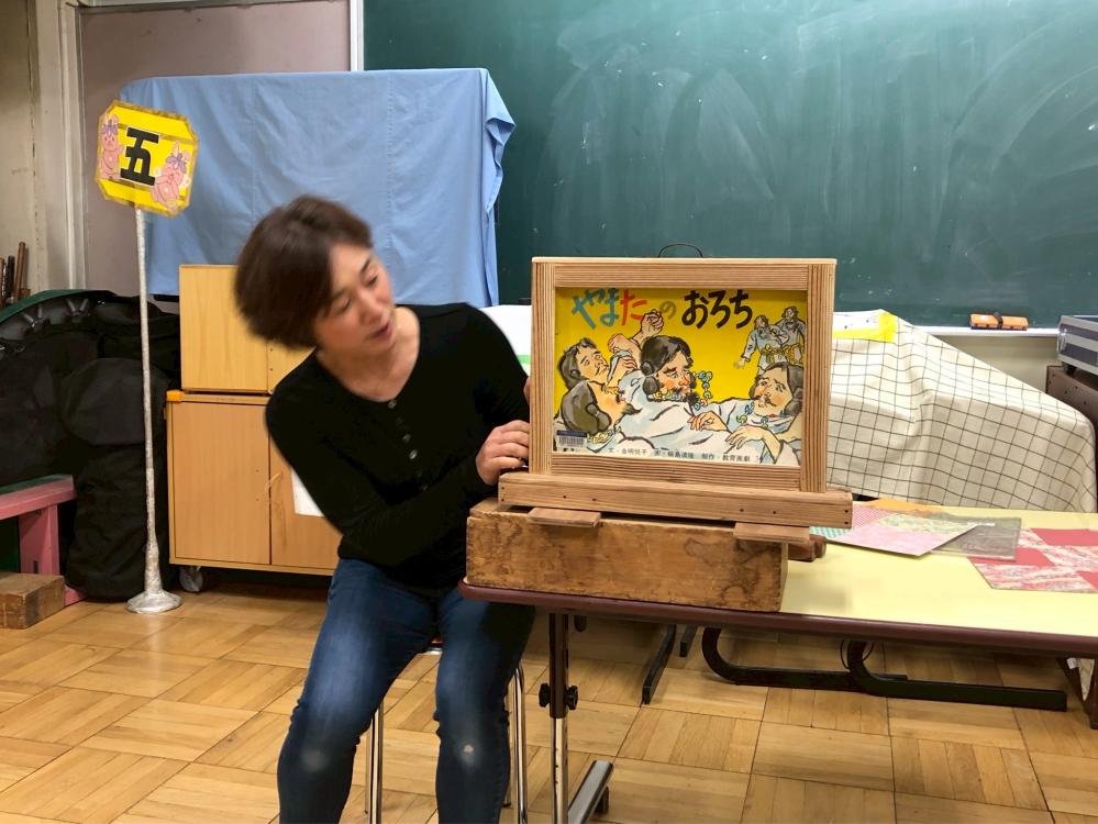 LINE_ALBUM_20260325カバさん紙芝居3月定例会_260329_6