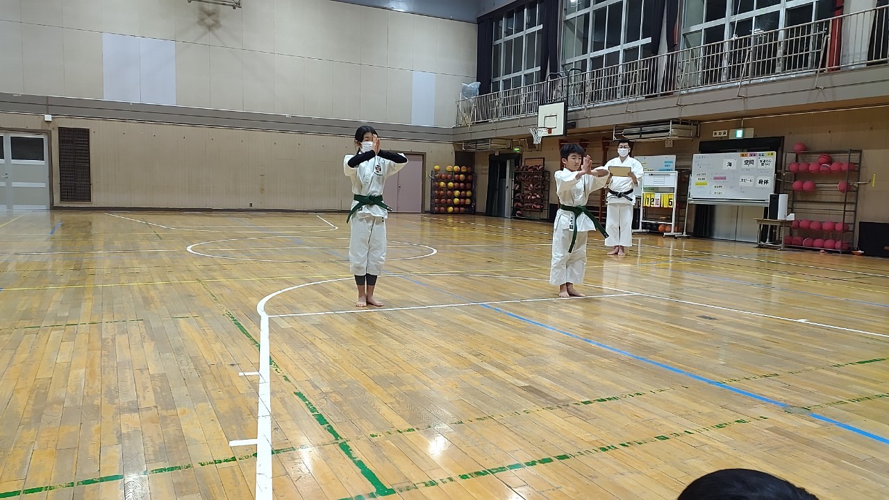 12.灯、樹輝1