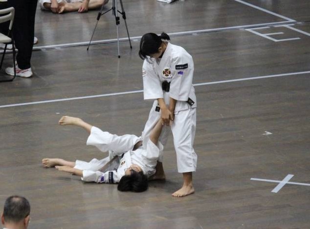 3.逆小手