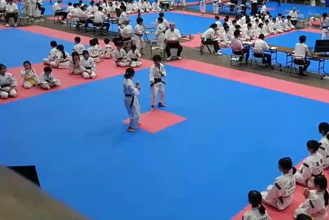 Screenshot_20260809_210719_LINE